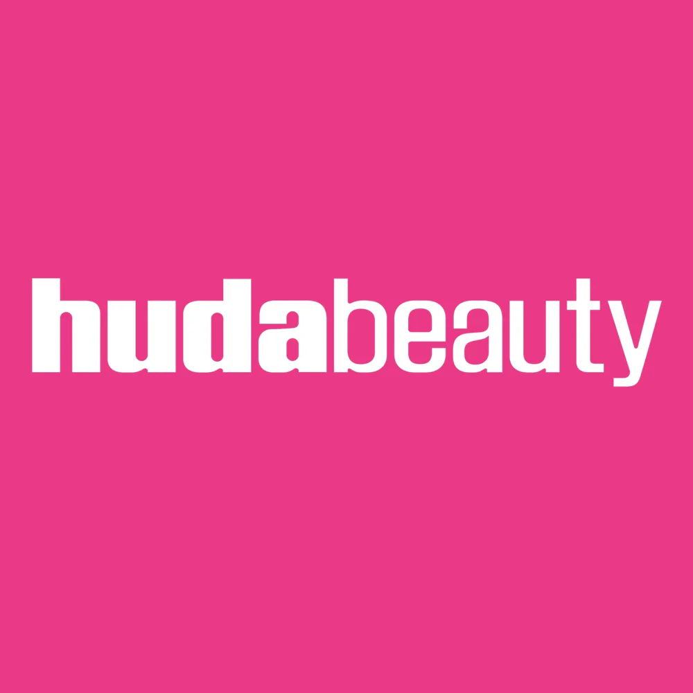 كود خصم Huda Beauty لتجربة تسوق تجميل فريدة في السعودية